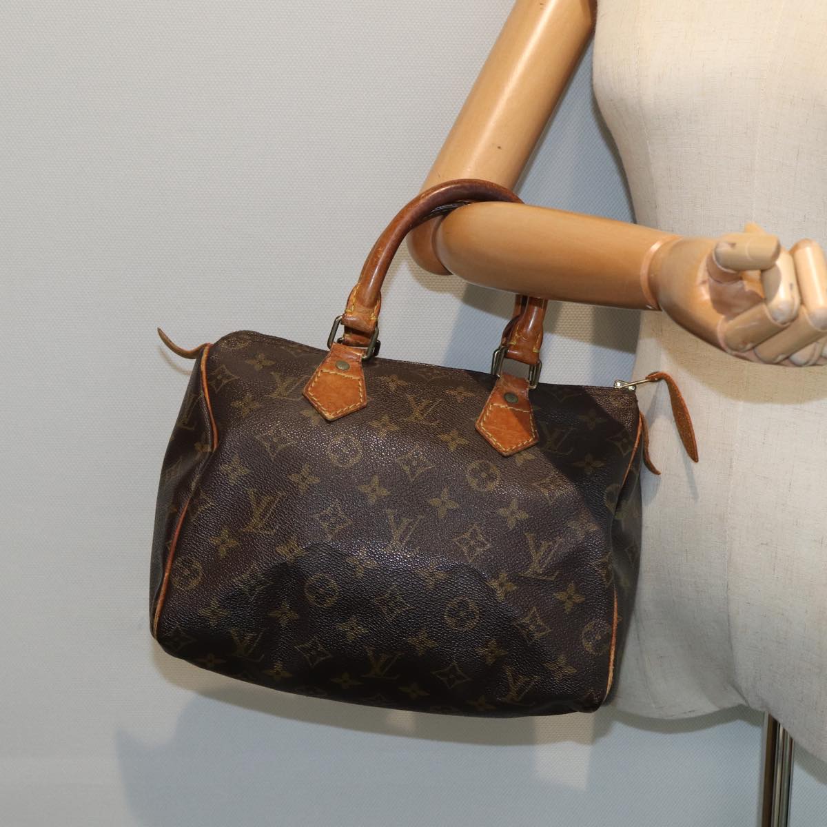 LOUIS VUITTON Monogram Speedy 25 Hand Bag M41528 LV Auth 80783