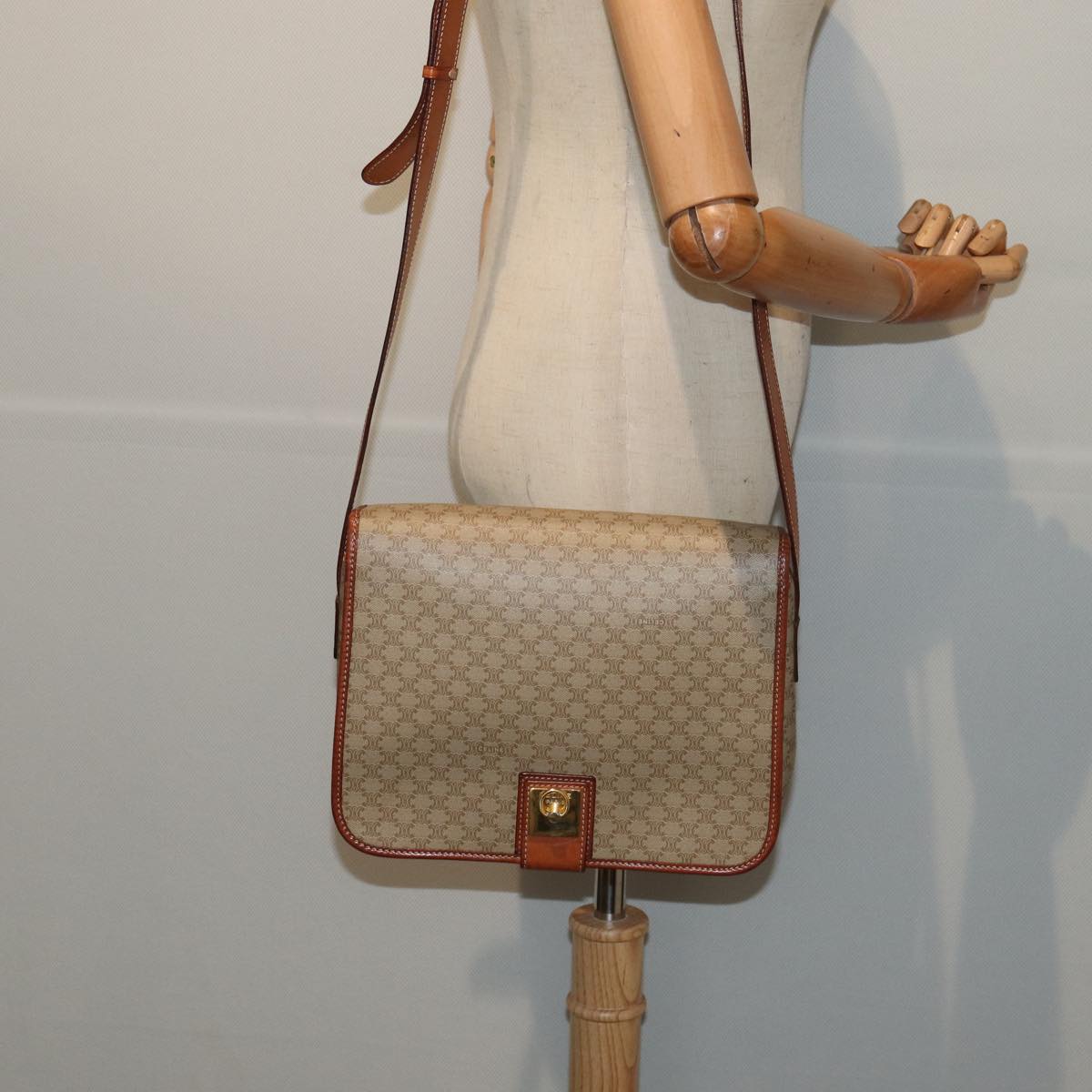 CELINE Macadam Canvas Shoulder Bag Beige Auth 80813