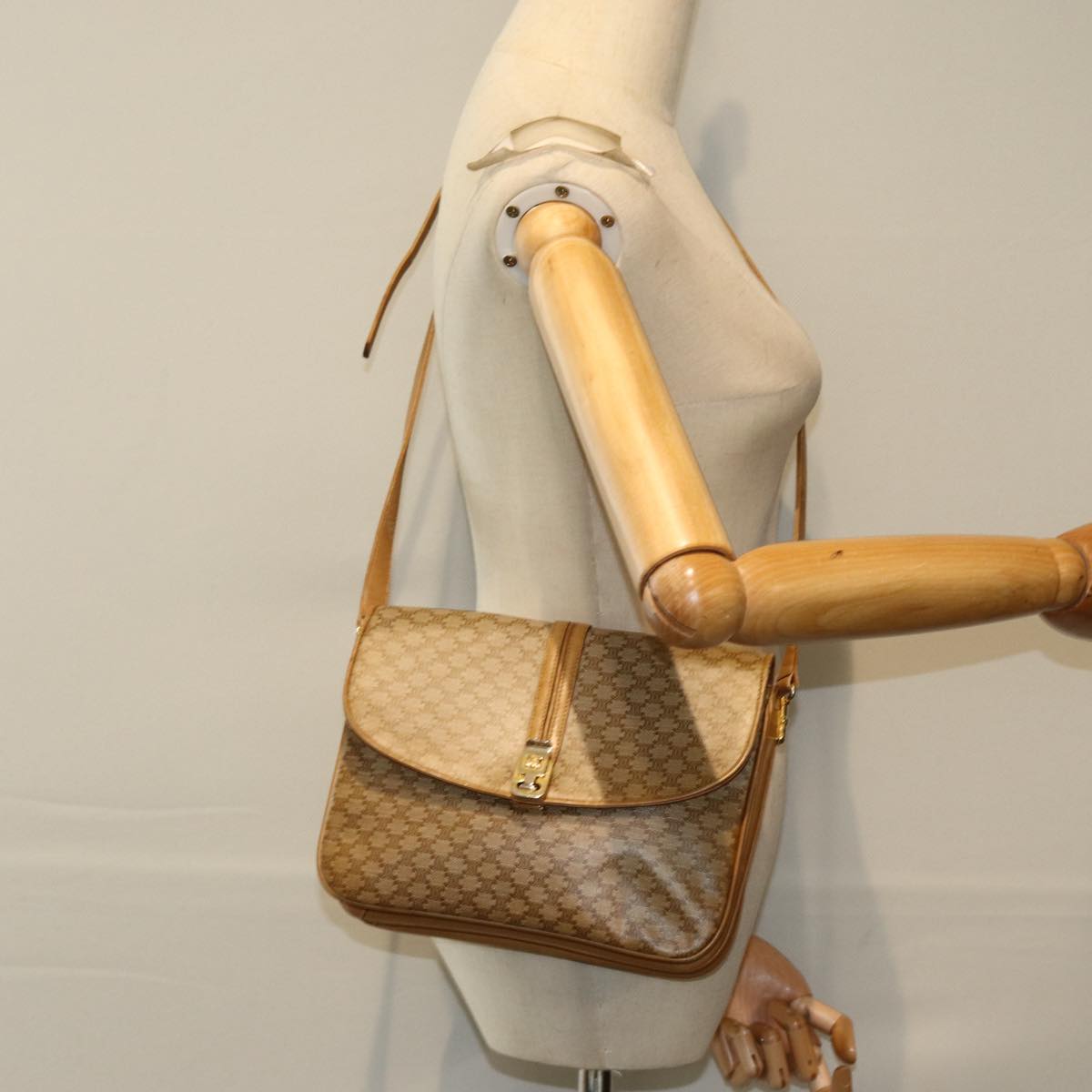 CELINE Macadam Canvas Shoulder Bag PVC Leather Beige Auth 80814