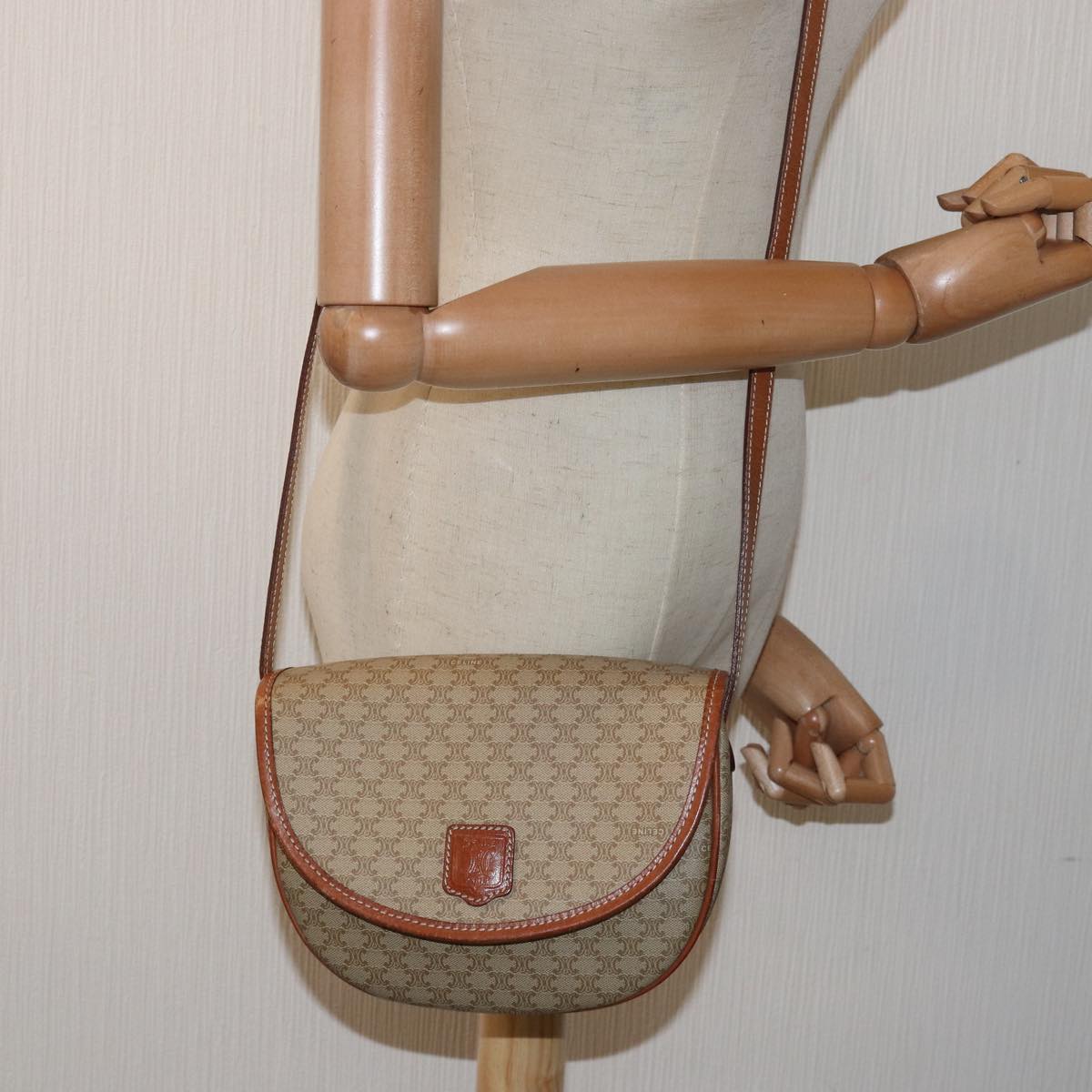 CELINE Macadam Canvas Shoulder Bag Beige Auth 80815