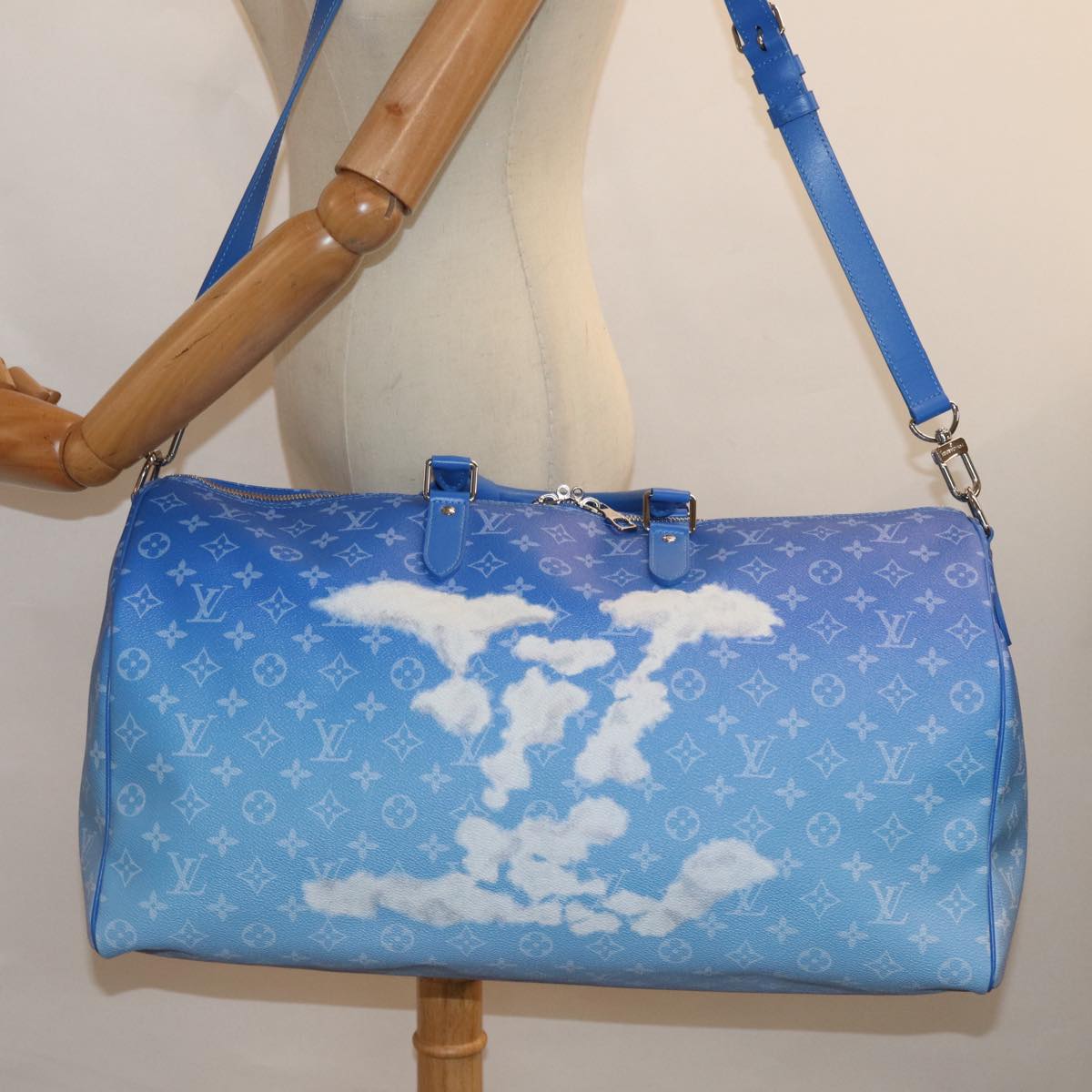 LOUIS VUITTON Monogram Clouds Keepall Bandouliere 50 Bag M45428 LV Auth 80910A