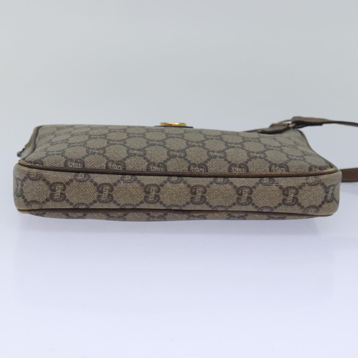 GUCCI GG Plus Supreme Clutch Bag PVC Beige Auth 80949