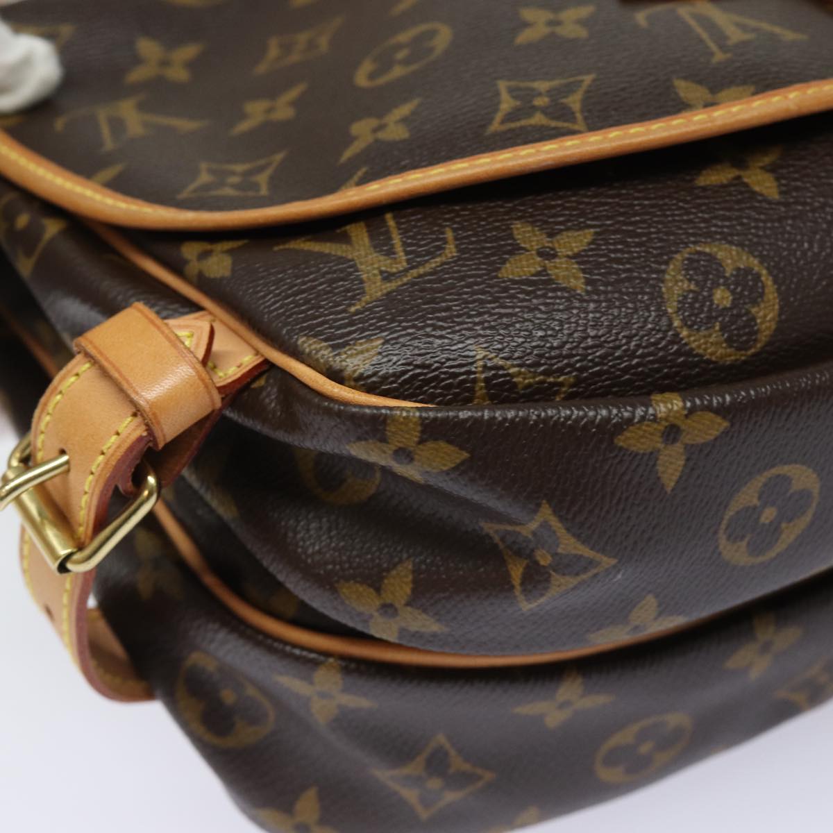 LOUIS VUITTON Monogram Saumur 30 Shoulder Bag M42256 LV Auth 80965A