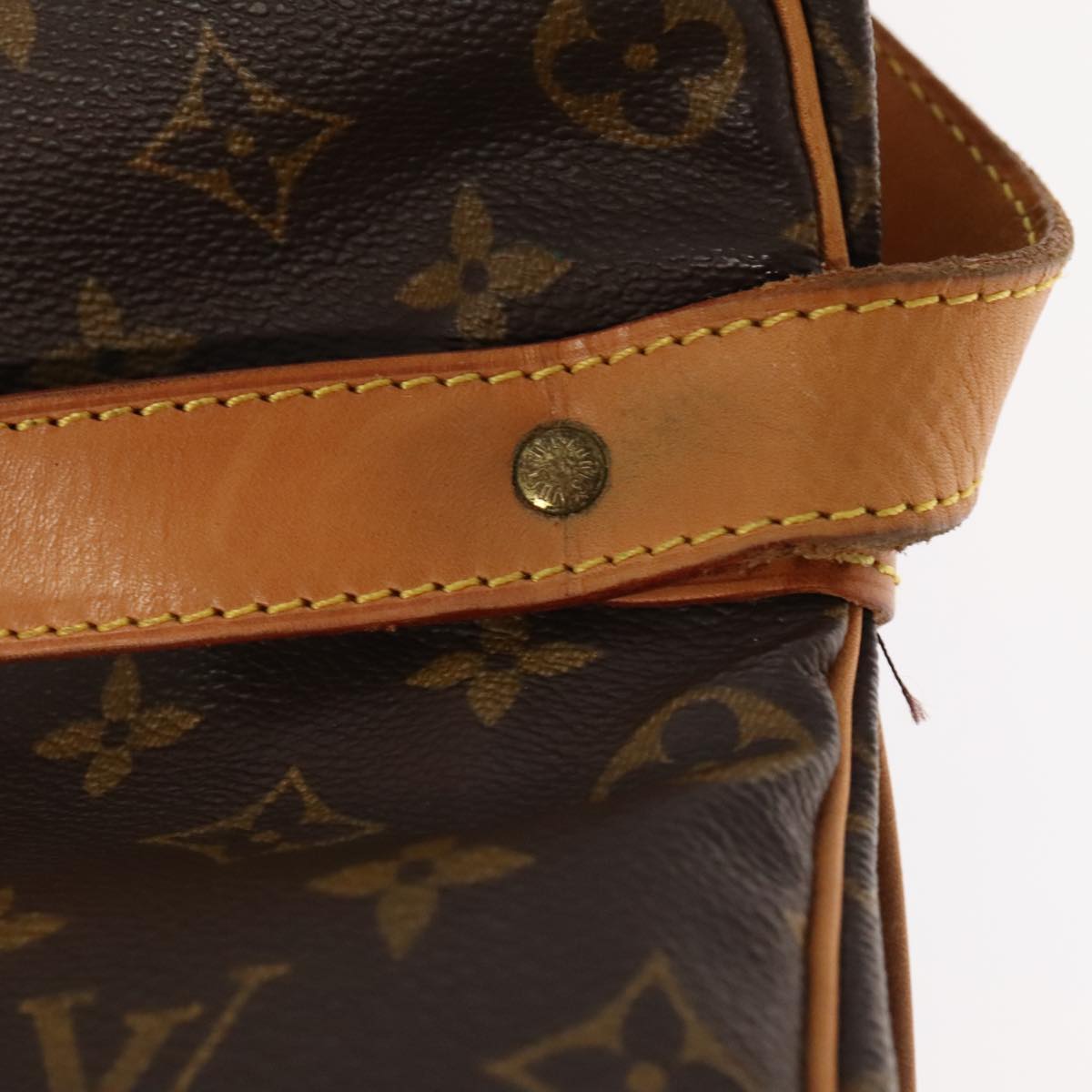 LOUIS VUITTON Monogram Saumur 35 Shoulder Bag M42254 LV Auth 80996