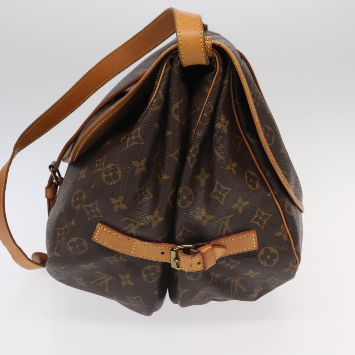 LOUIS VUITTON Monogram Saumur 35 Shoulder Bag M42254 LV Auth 80996