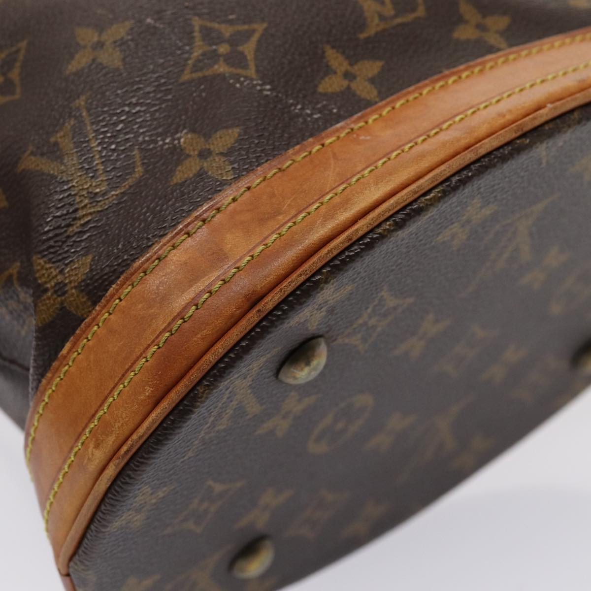 LOUIS VUITTON Monogram Bucket PM Shoulder Bag M42238 LV Auth 81028