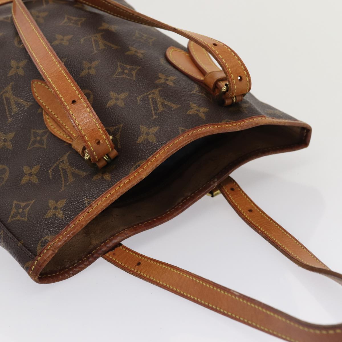 LOUIS VUITTON Monogram Bucket PM Shoulder Bag M42238 LV Auth 81028