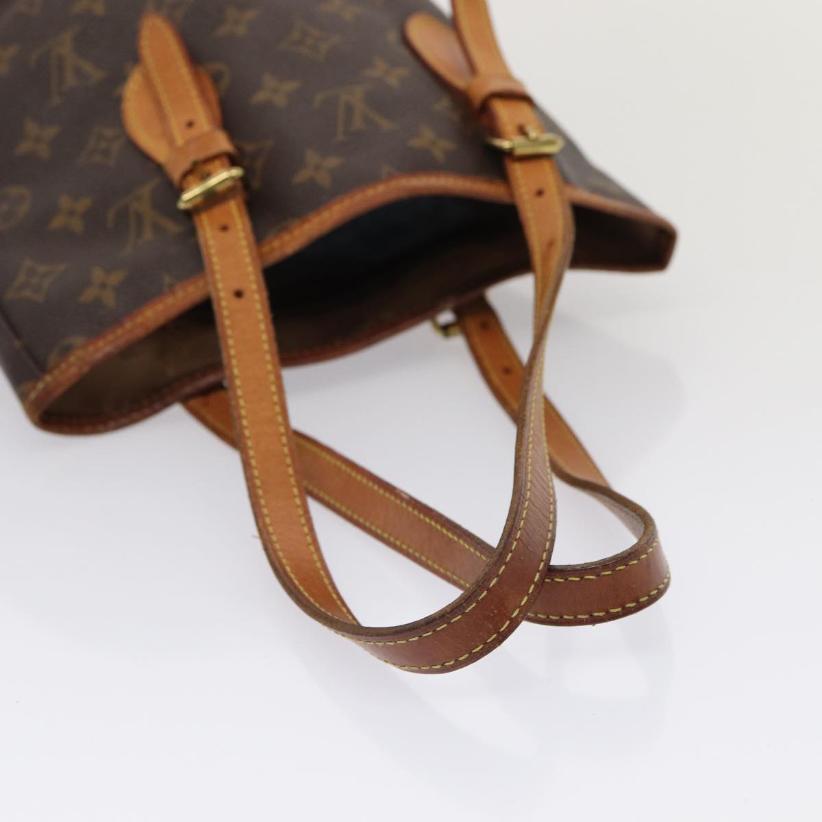 LOUIS VUITTON Monogram Bucket PM Shoulder Bag M42238 LV Auth 81028