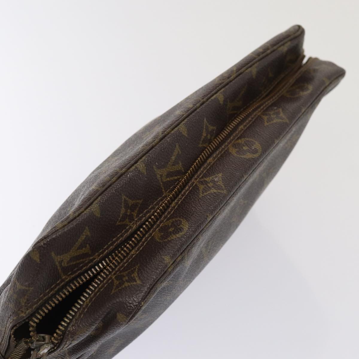 LOUIS VUITTON Monogram Trousse Toilette 28 Clutch Bag M47522 LV Auth 81094