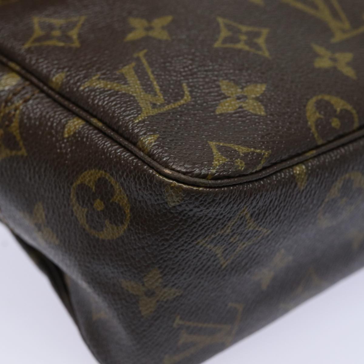 LOUIS VUITTON Monogram Trousse Toilette 28 Clutch Bag M47522 LV Auth 81096