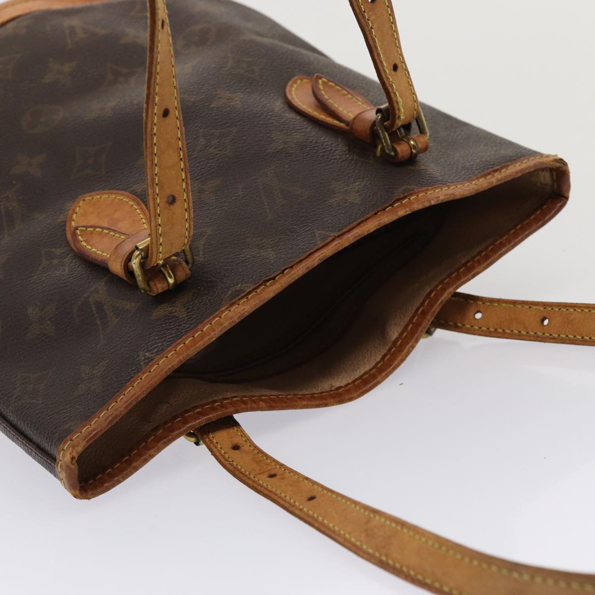 LOUIS VUITTON Monogram Bucket PM Shoulder Bag M42238 LV Auth 81134