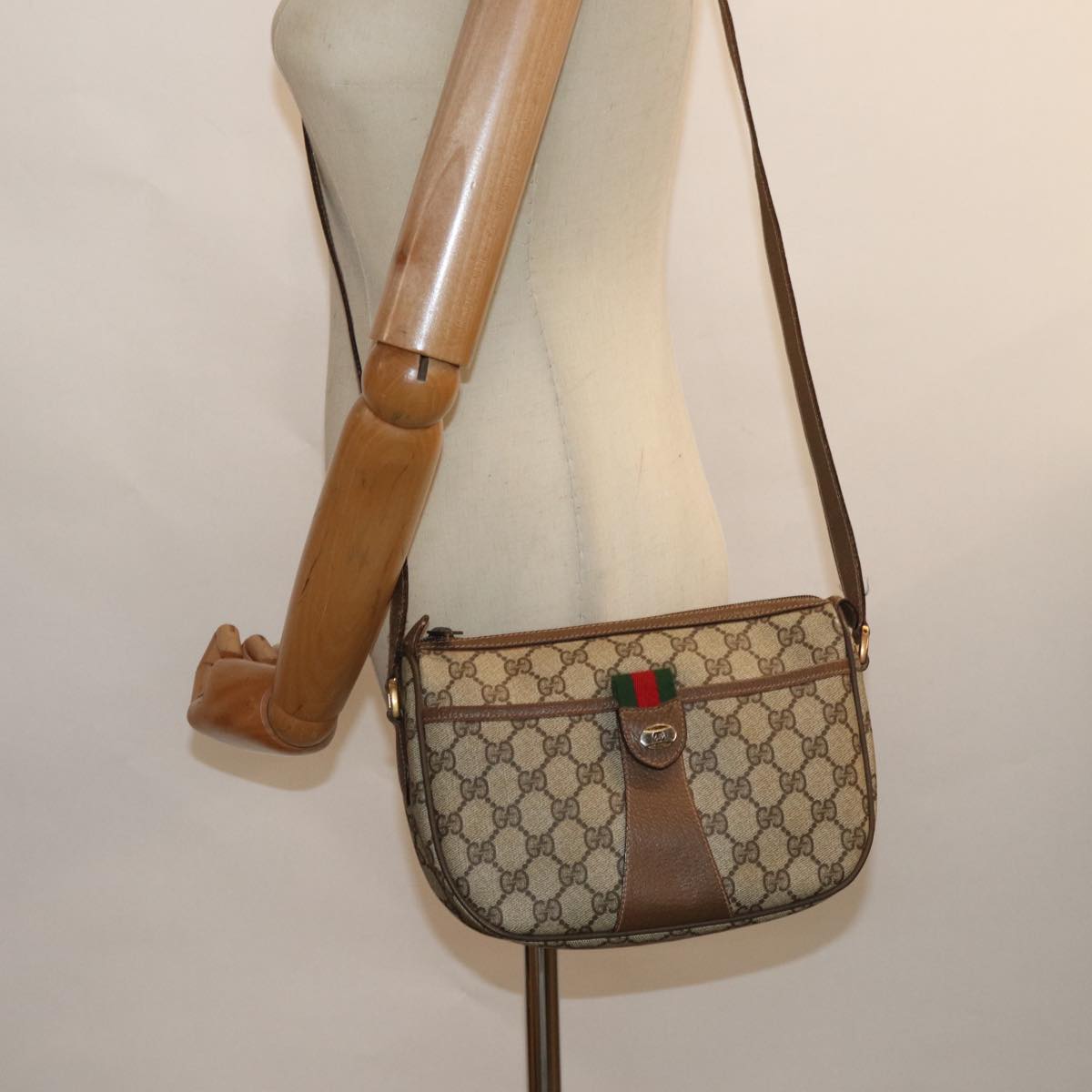 GUCCI GG Supreme Web Sherry Line Shoulder Bag PVC Beige 89 02 032 Auth 81158