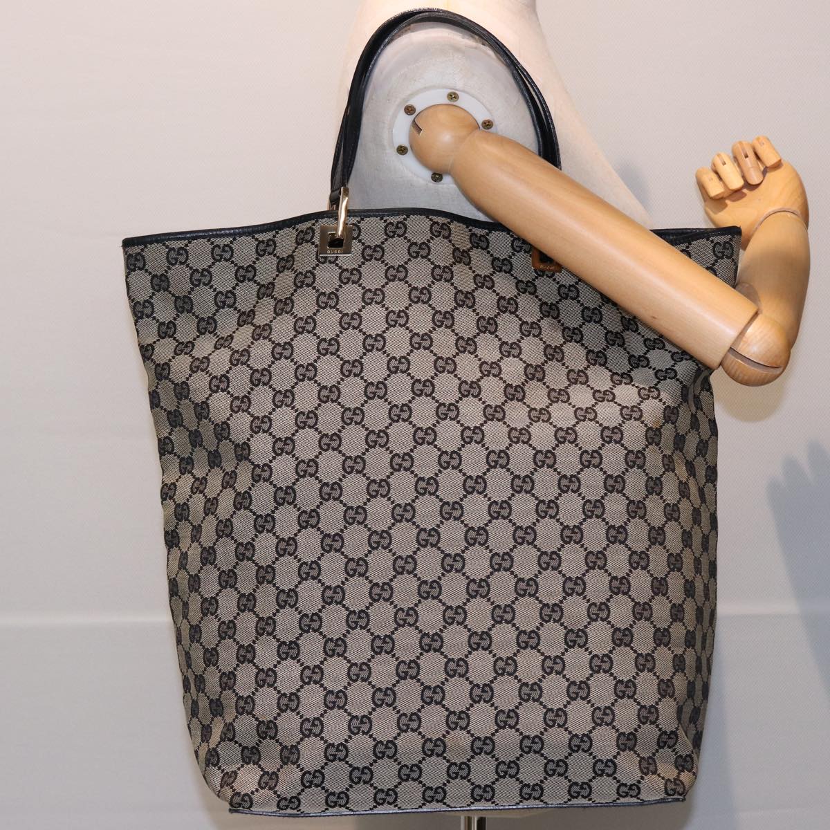 GUCCI GG Canvas Tote Bag Beige 002 1097 Auth 81199