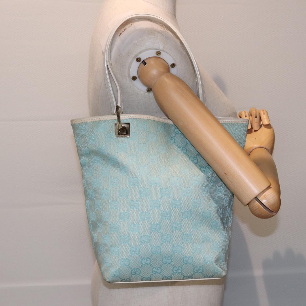 GUCCI GG Canvas Tote Bag Light Blue 002 1099 Auth 81207