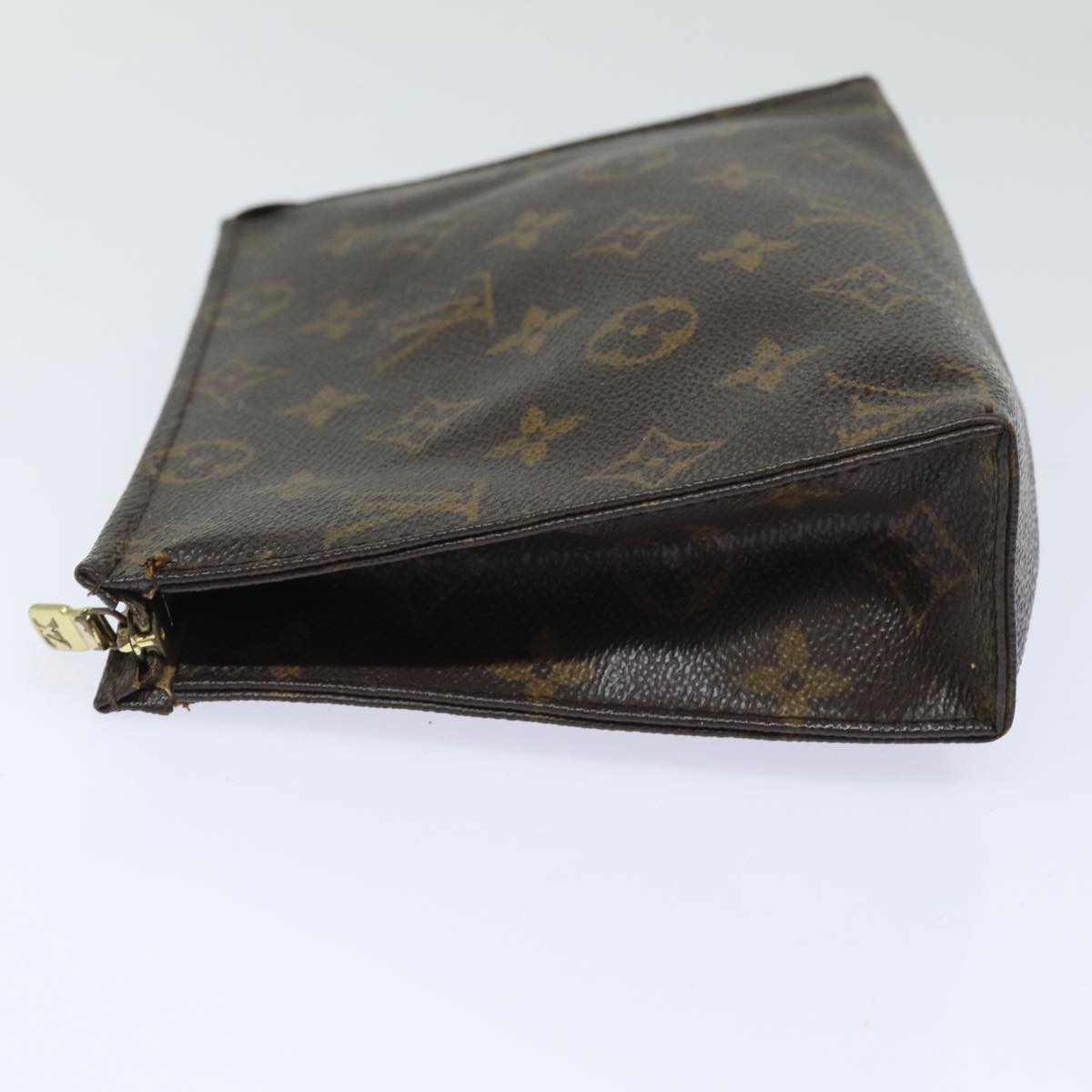 LOUIS VUITTON Monogram Poche Toilette 19 Pouch M47544 LV Auth 81212