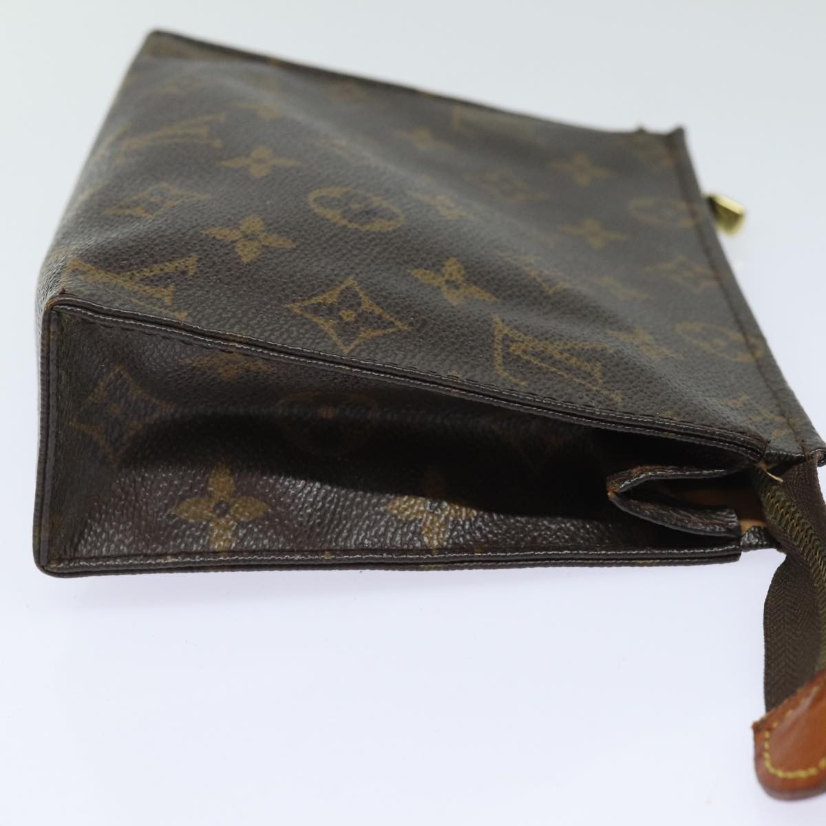 LOUIS VUITTON Monogram Poche Toilette 19 Pouch M47544 LV Auth 81212