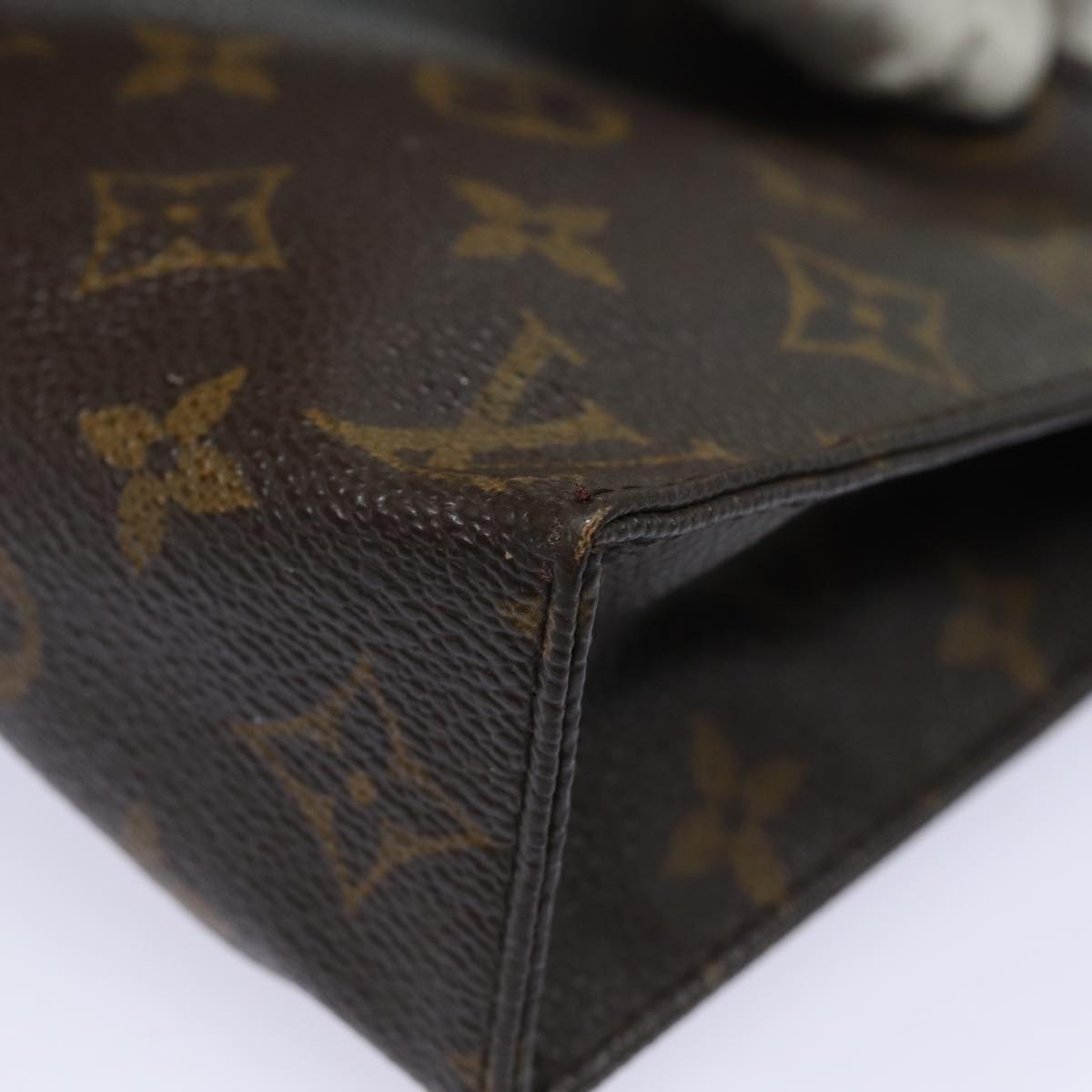 LOUIS VUITTON Monogram Poche Toilette 19 Pouch M47544 LV Auth 81212