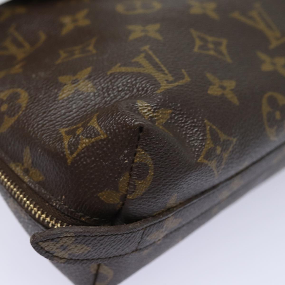 LOUIS VUITTON Monogram Trousse Demi Ronde Cosmetic Pouch M47520 LV Auth 81232