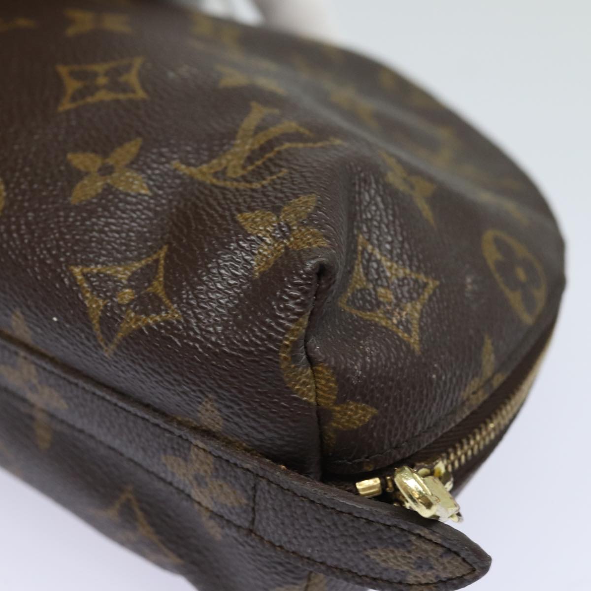 LOUIS VUITTON Monogram Trousse Demi Ronde Cosmetic Pouch M47520 LV Auth 81232