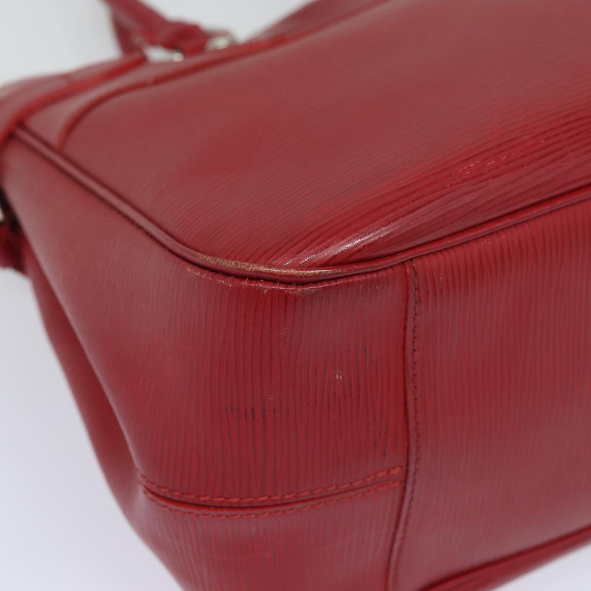 LOUIS VUITTON Epi Passy PM Hand Bag Red M5926E LV Auth 81260