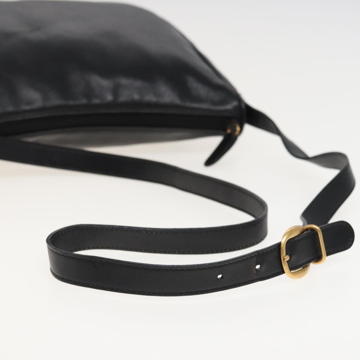 GUCCI Shoulder Bag Leather Black 001 2214 1687 Auth 81327