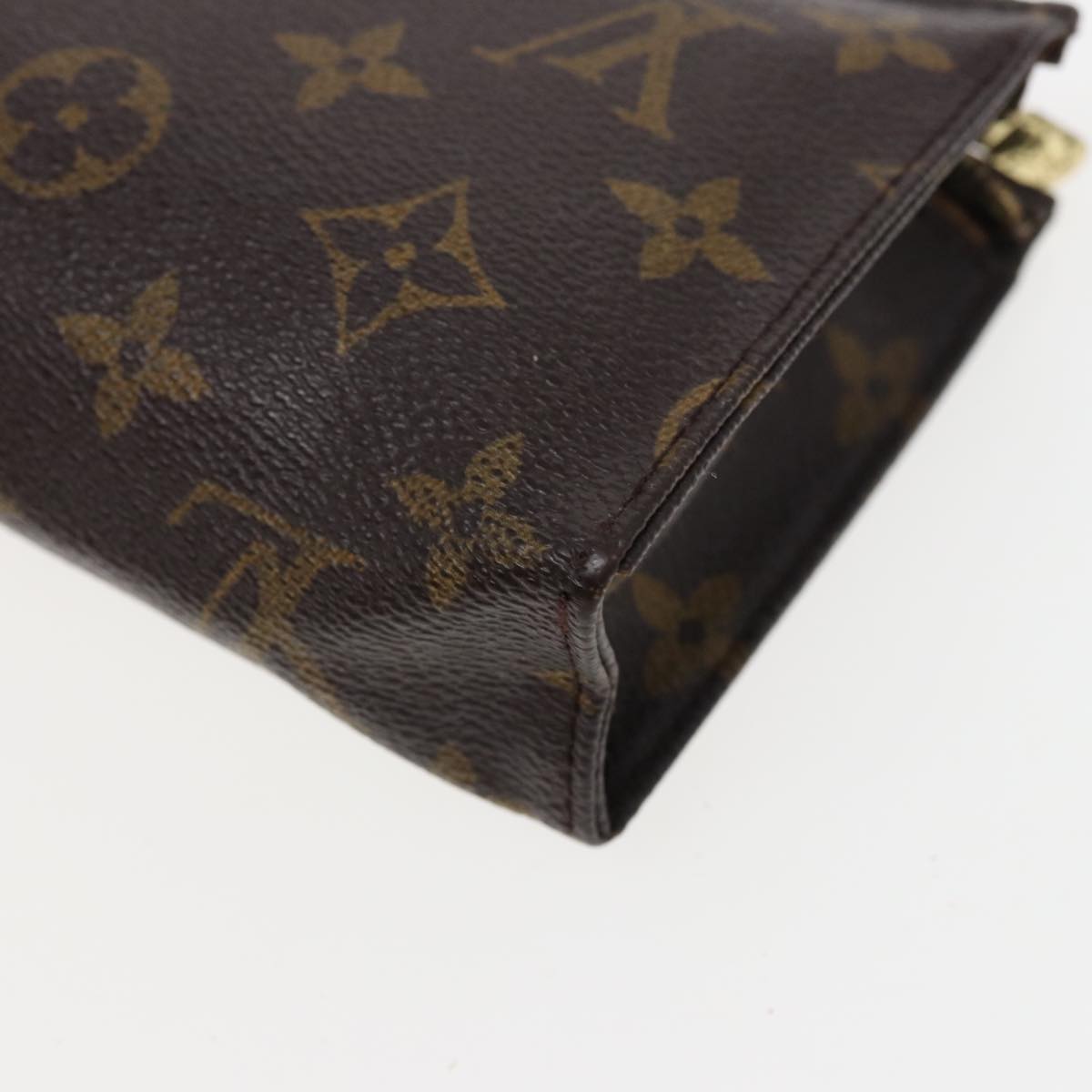 LOUIS VUITTON Monogram Poche Toilette 15 Pouch M47546 LV Auth 81374