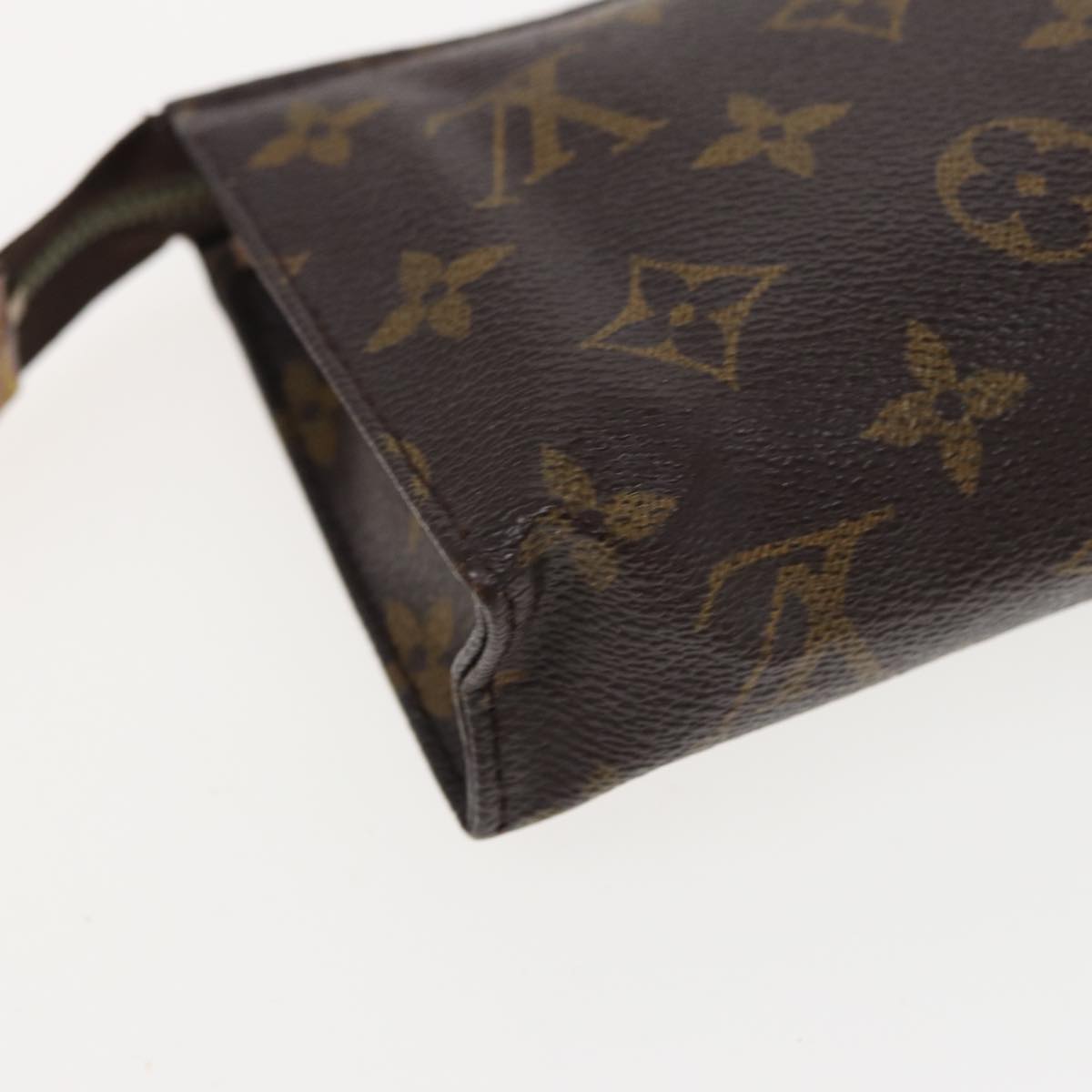 LOUIS VUITTON Monogram Poche Toilette 15 Pouch M47546 LV Auth 81374