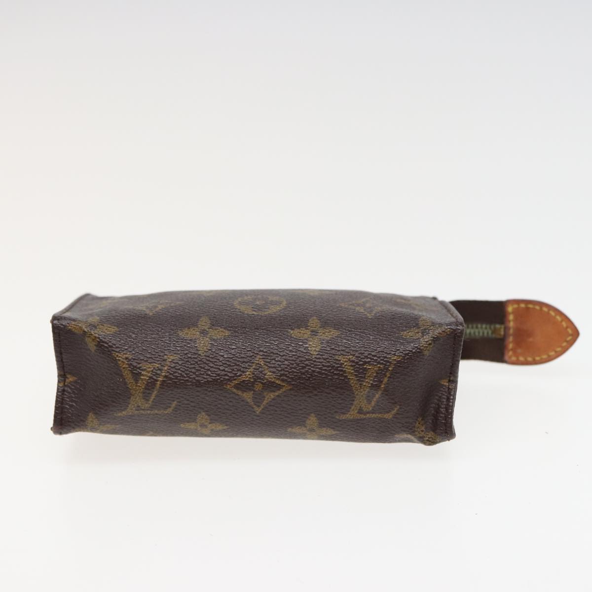 LOUIS VUITTON Monogram Poche Toilette 15 Pouch M47546 LV Auth 81374