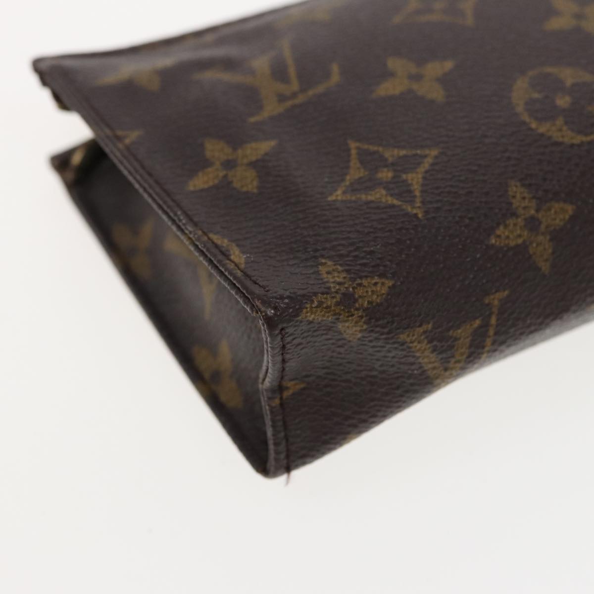 LOUIS VUITTON Monogram Poche Toilette 15 Pouch M47546 LV Auth 81374