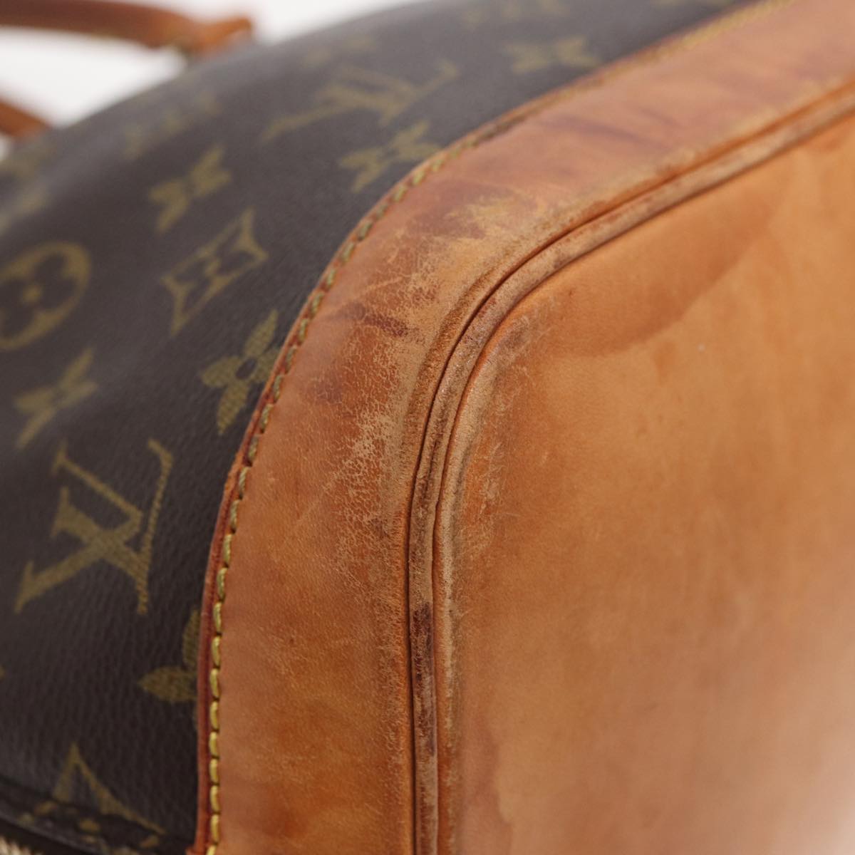 LOUIS VUITTON Monogram Alma Hand Bag M51130 LV Auth 81398