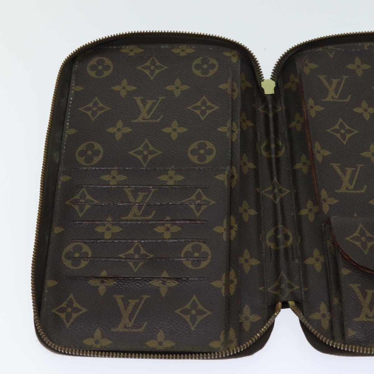 LOUIS VUITTON Monogram Poche Escapade Travel Case M60113 LV Auth 81473