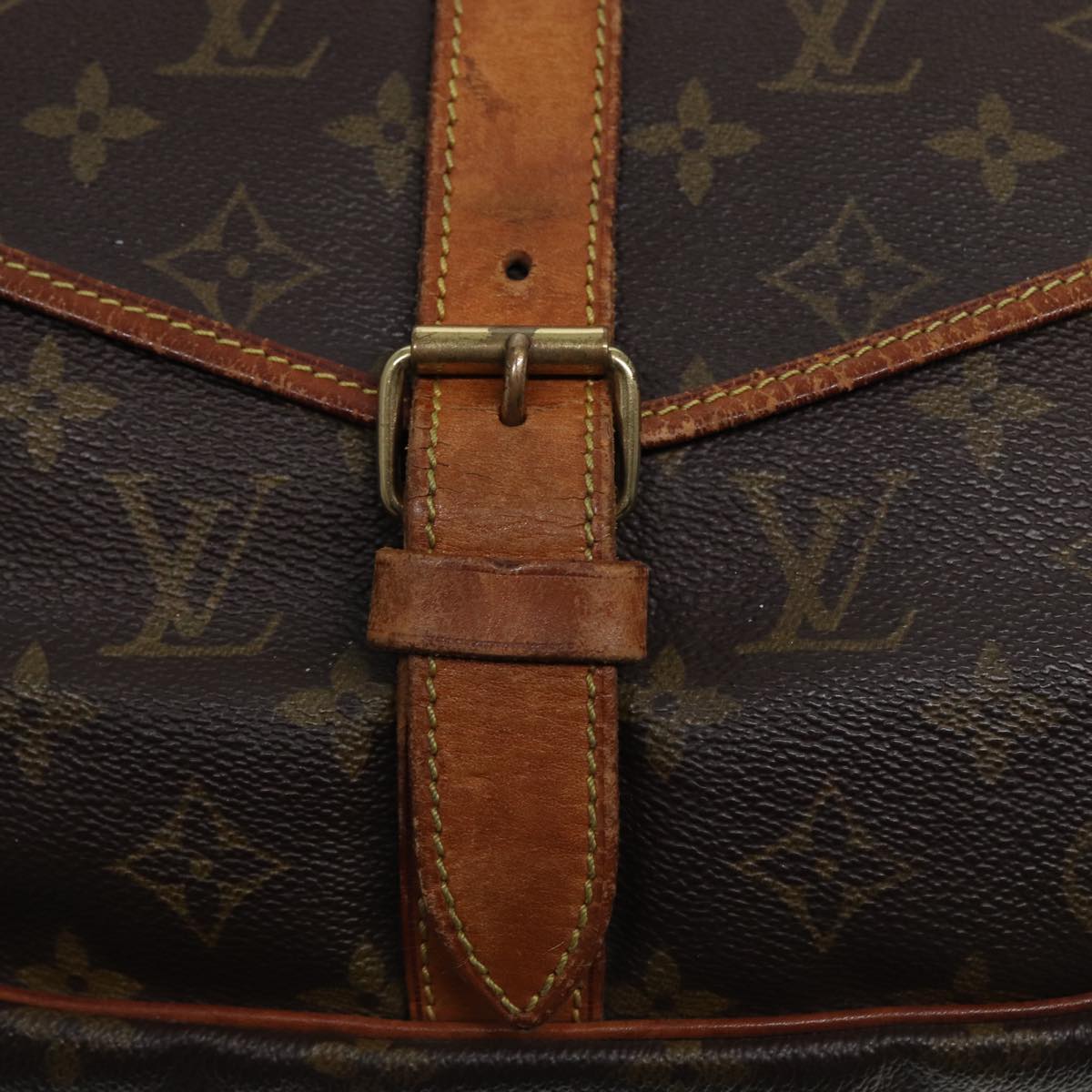 LOUIS VUITTON Monogram Saumur 35 Shoulder Bag M42254 LV Auth 81558