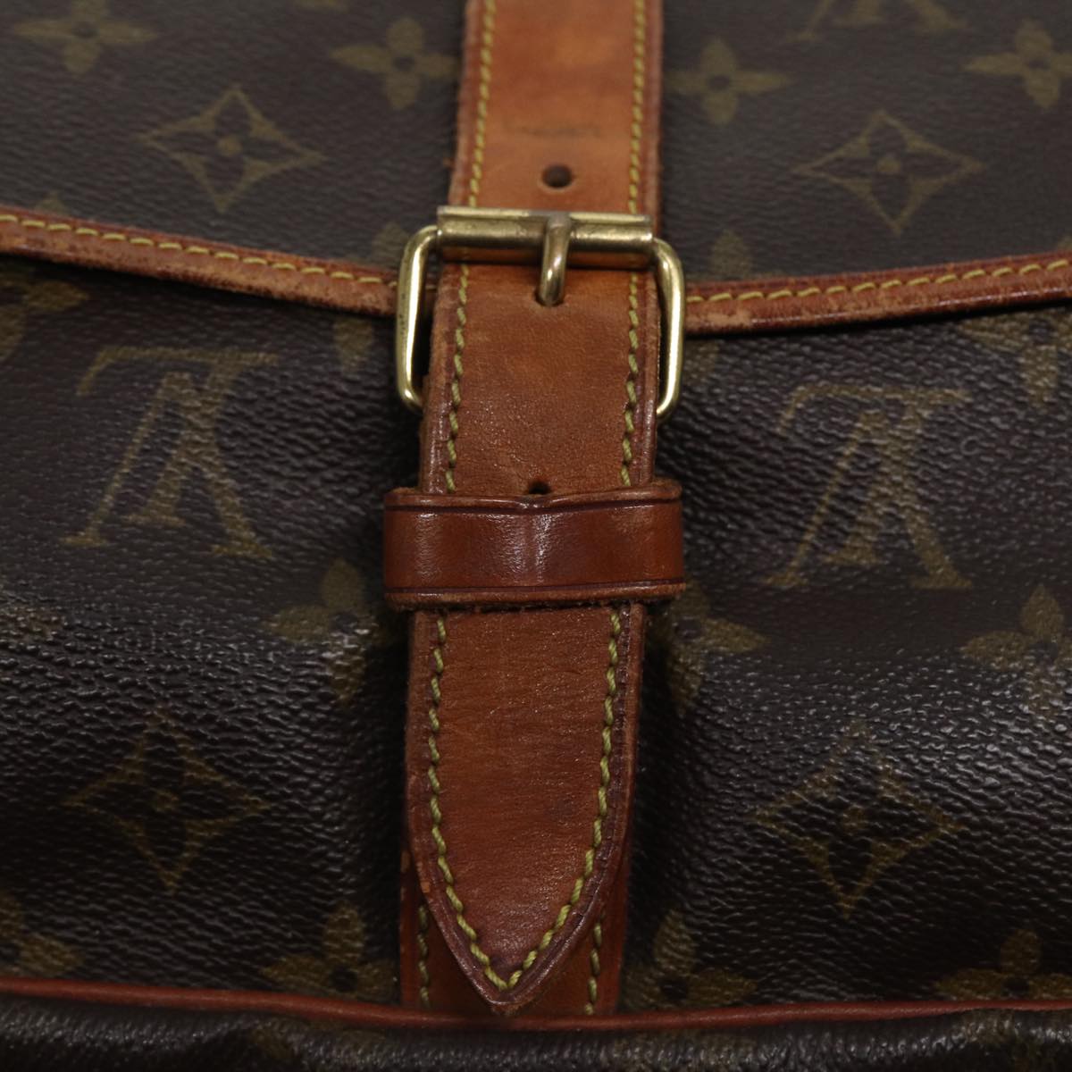 LOUIS VUITTON Monogram Saumur 35 Shoulder Bag M42254 LV Auth 81558