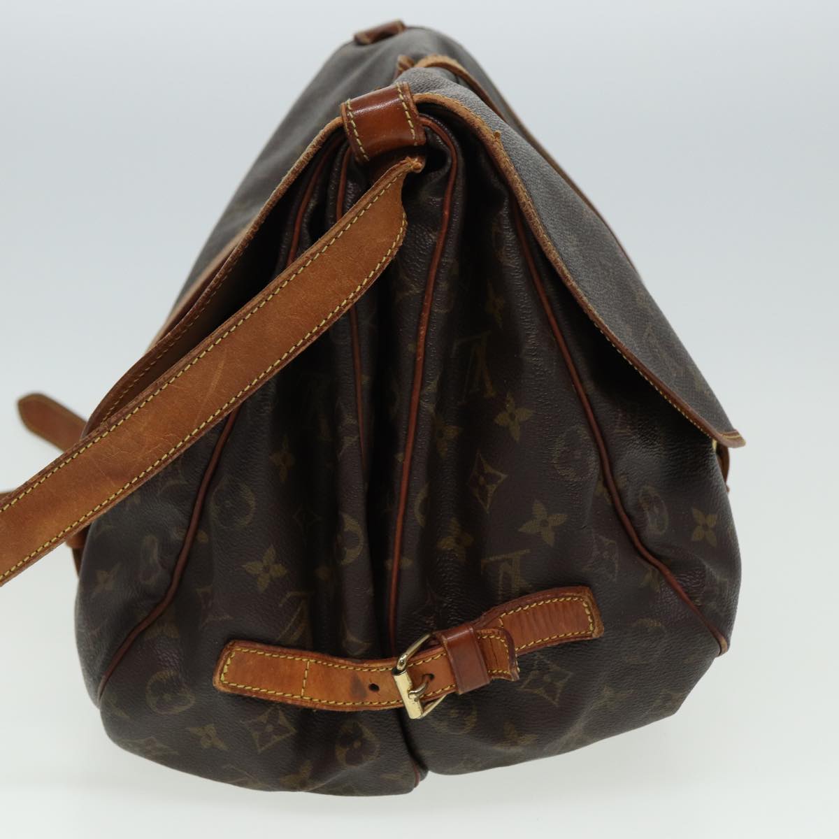 LOUIS VUITTON Monogram Saumur 35 Shoulder Bag M42254 LV Auth 81558