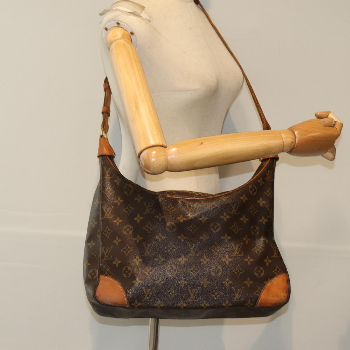 LOUIS VUITTON Monogram Boulogne 35 Shoulder Bag M51260 LV Auth 81560