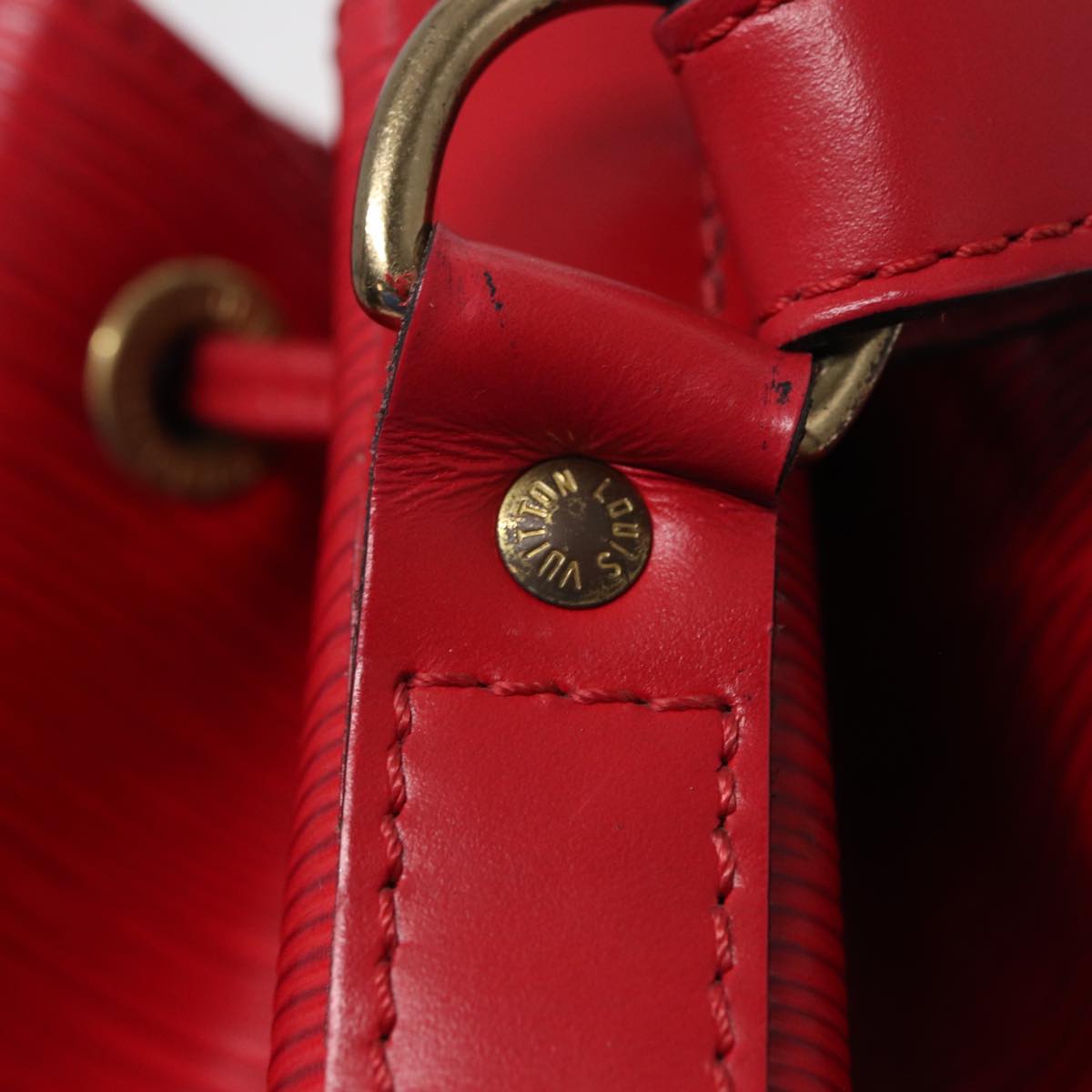 LOUIS VUITTON Epi Petit Noe Shoulder Bag Red M44107 LV Auth 81588