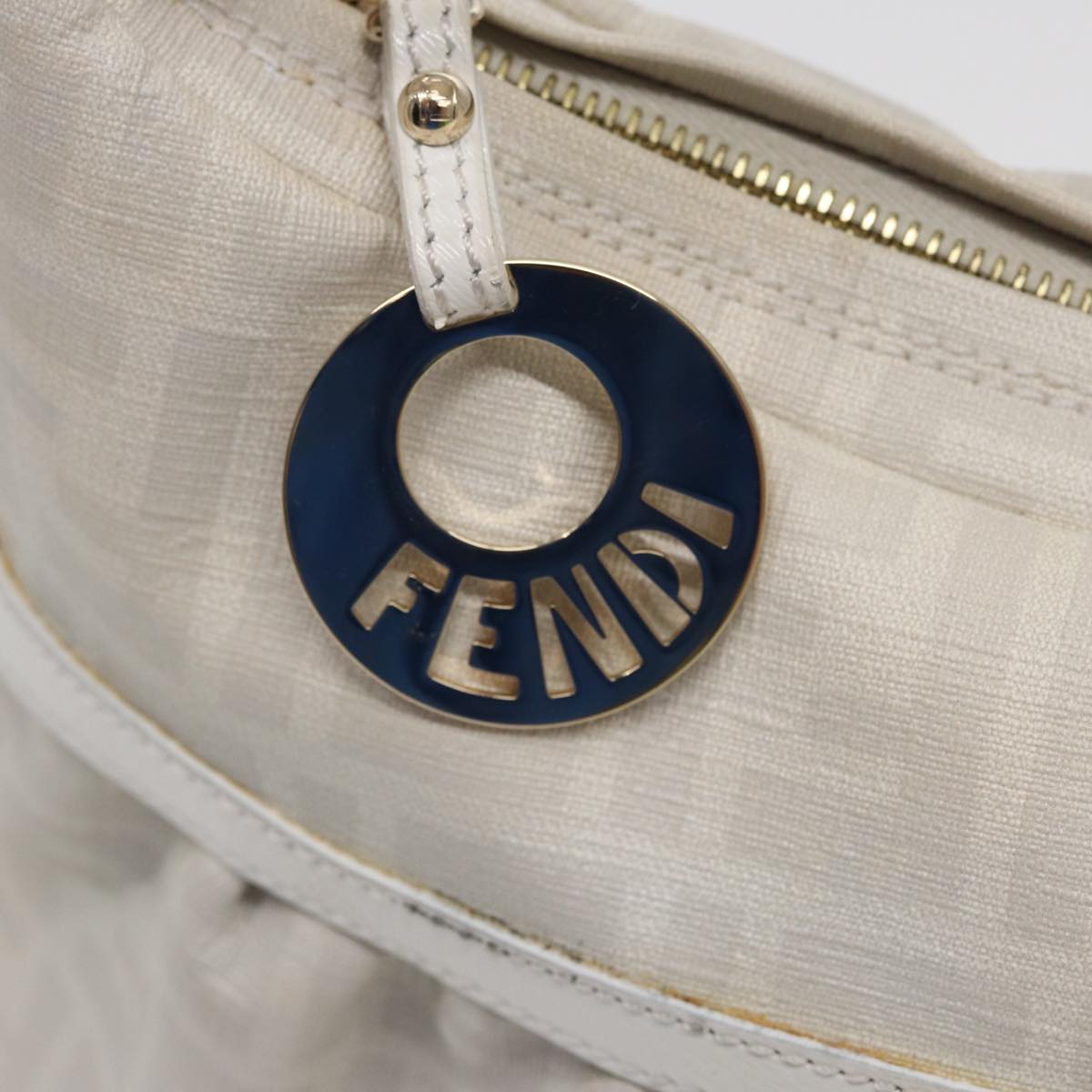 FENDI Zucca Canvas Shoulder Bag PVC Leather White 8BR448 Auth 81645