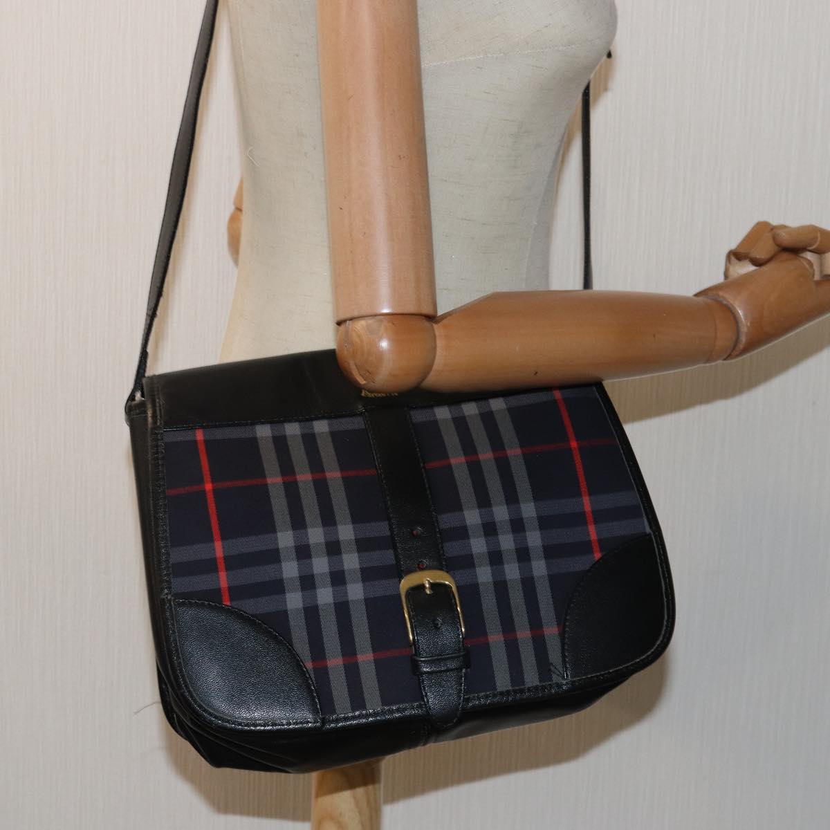 Burberrys Nova Check Shoulder Bag Canvas Navy Auth 81679