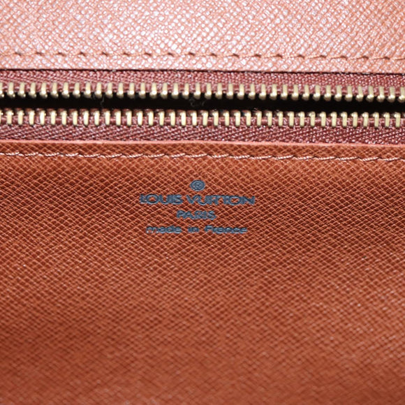 LOUIS VUITTON Monogram Bordeaux 27 Shoulder Bag M51797 LV Auth 81690