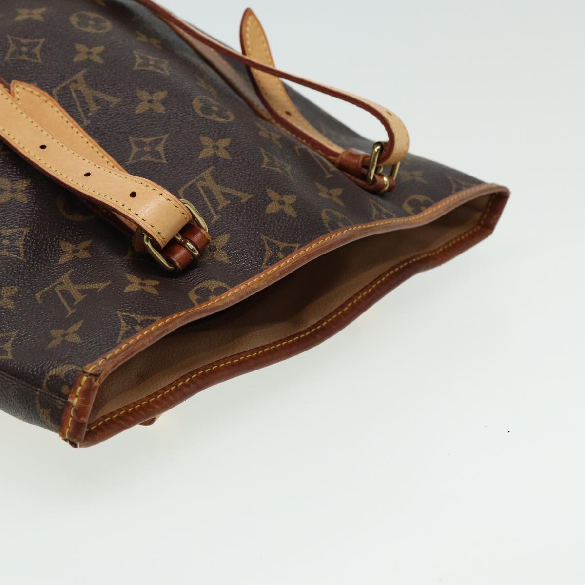 LOUIS VUITTON Monogram Bucket GM Shoulder Bag M42236 LV Auth 81702