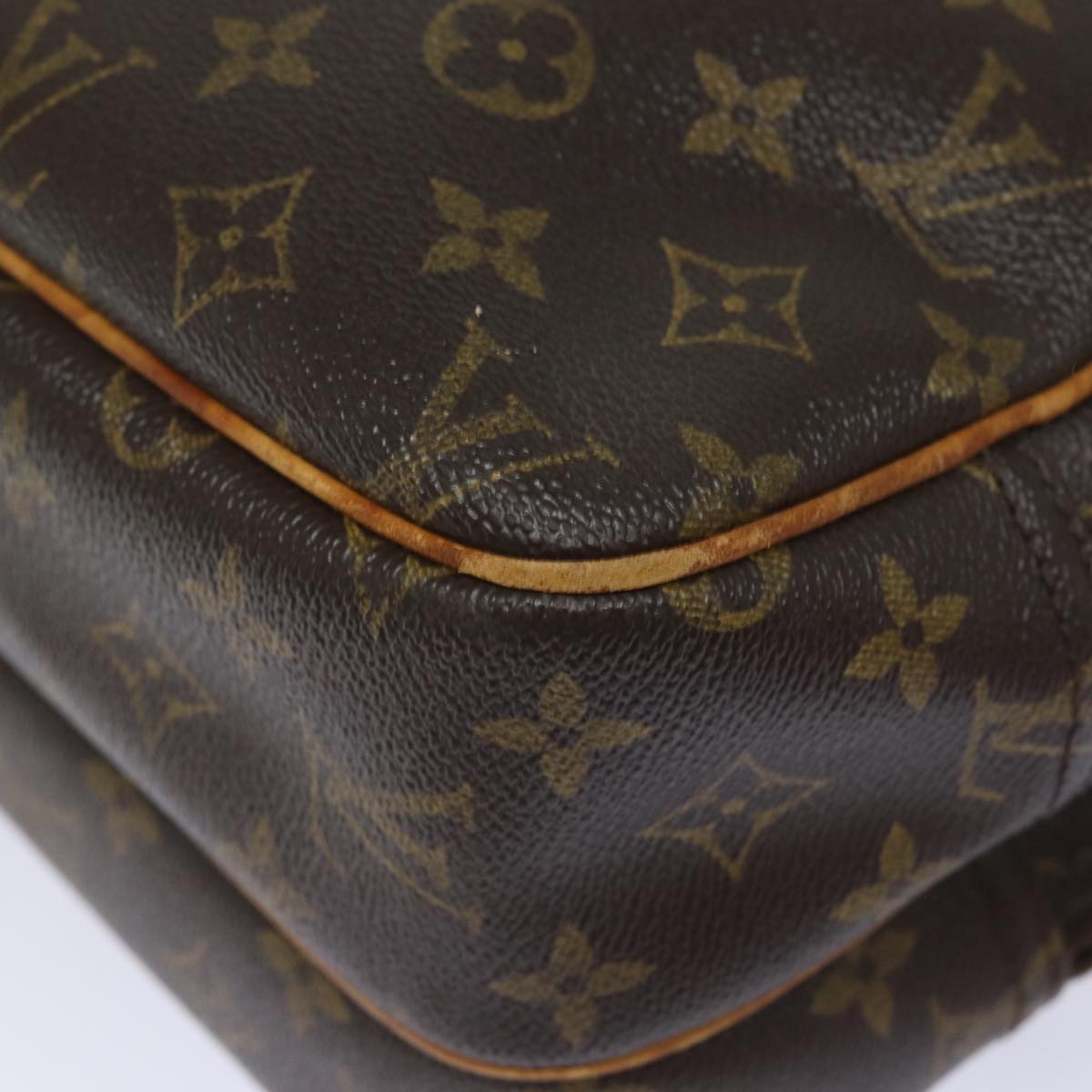 LOUIS VUITTON Monogram Reporter PM Shoulder Bag M45254 LV Auth 81804