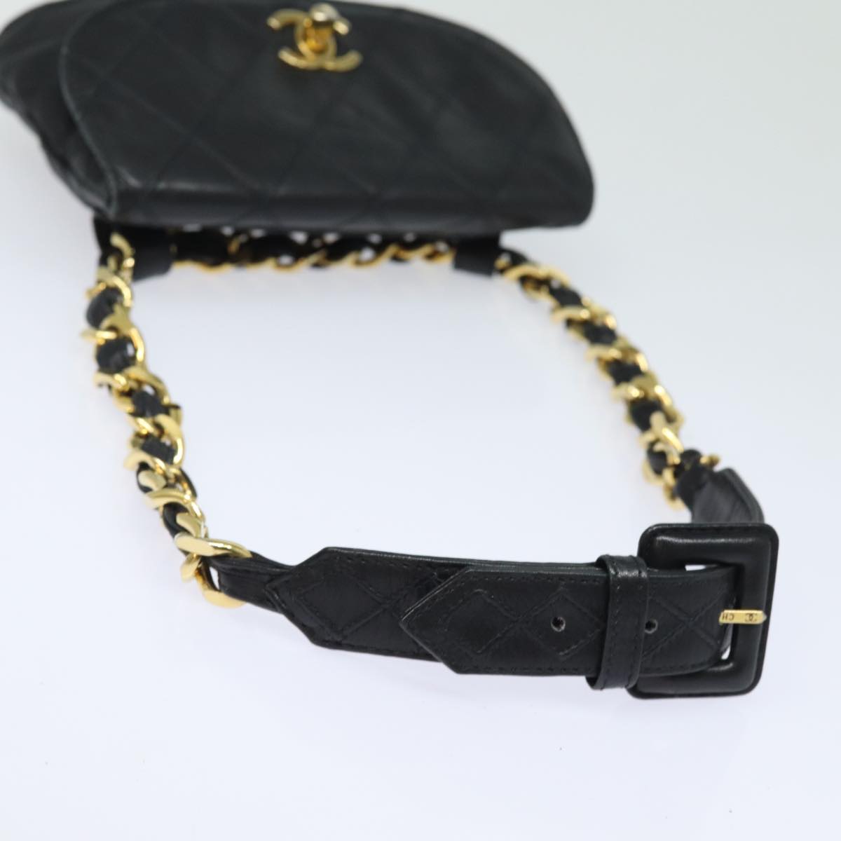 CHANEL Bicolore Turn Lock Chain Waist bag Leather Black CC Auth 81934A