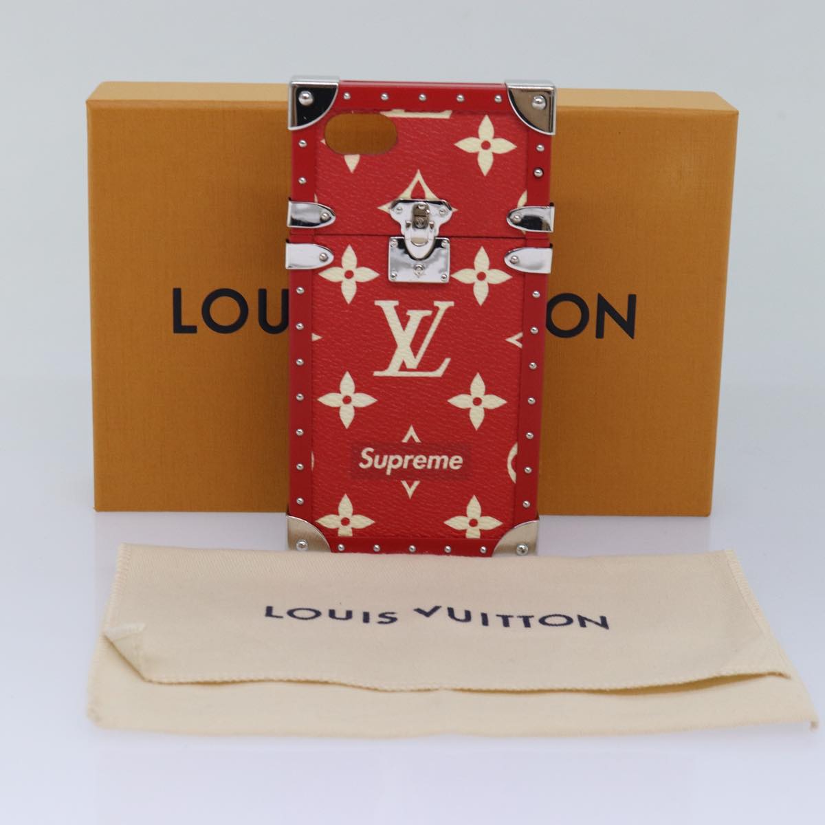 LOUIS VUITTON Monogram LV x Supreme iPhone 7 Eye Trunk Red M67758 LV Auth 81993S