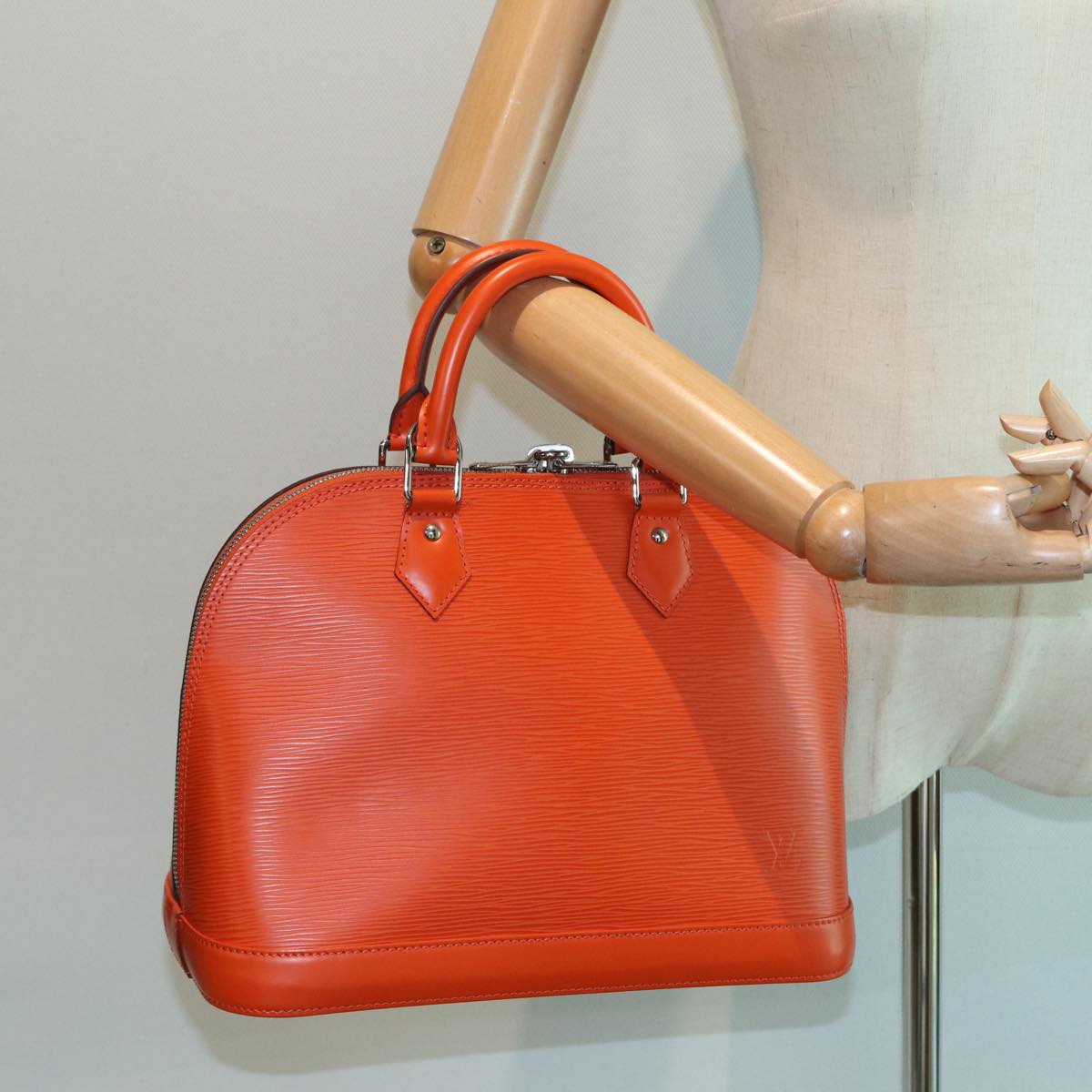 LOUIS VUITTON Epi Alma PM Hand Bag Orange Pimon M40623 LV Auth 82018