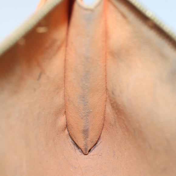 LOUIS VUITTON Epi Pochette Accessoires Pouch Orange Mandarin M5294H Auth 82026