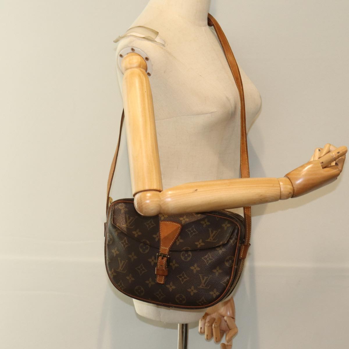 LOUIS VUITTON Monogram Jeune Fille MM Shoulder Bag M51226 LV Auth 82029