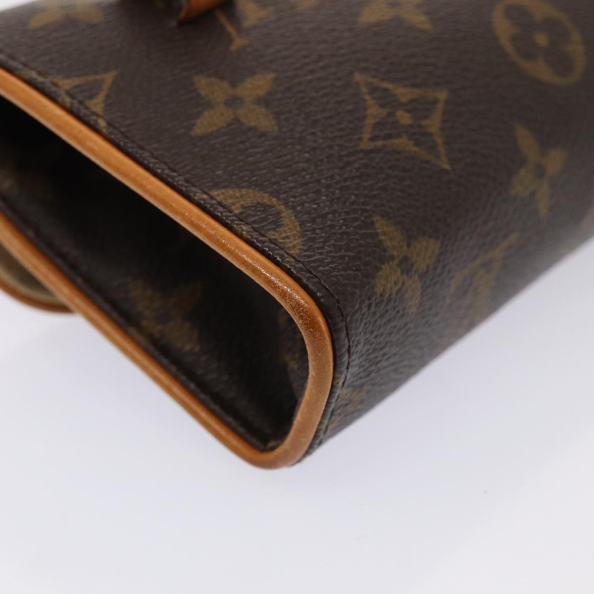 LOUIS VUITTON Monogram Pochette Florentine Waist bag M51855 LV Auth 82044