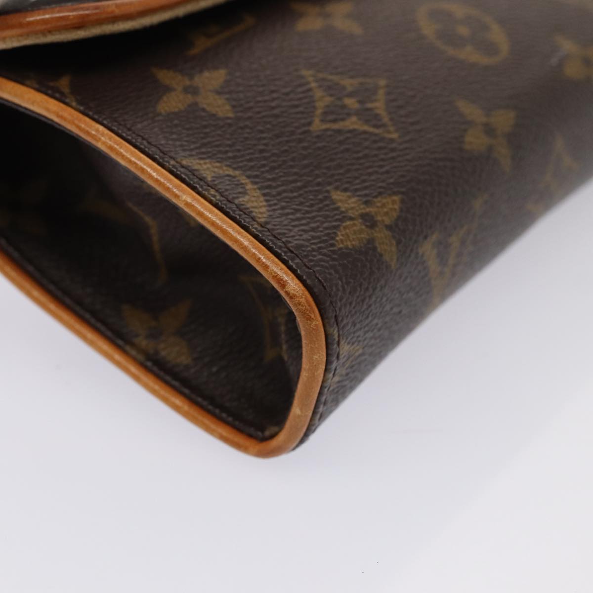 LOUIS VUITTON Monogram Pochette Florentine Waist bag M51855 LV Auth 82044