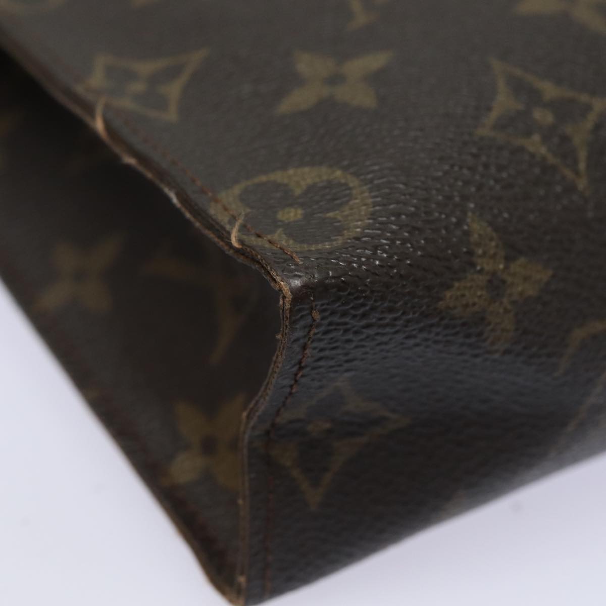 LOUIS VUITTON Monogram Poche Toilette 26 Pouch M47542 LV Auth 82056