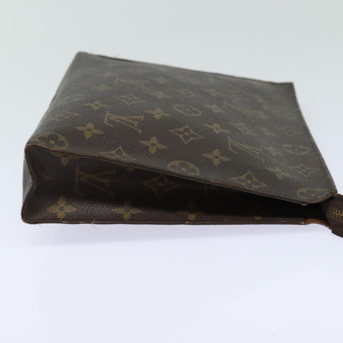 LOUIS VUITTON Monogram Poche Toilette 26 Pouch M47542 LV Auth 82056